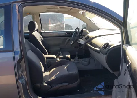 2003 Volkswagen New Beetle Gls 2.0L z USA, uszkodzony, nr VIN 3VWCK21C73M436144